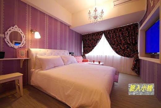 Traveler Station R15 Apartment Kaohsiung Bagian luar foto